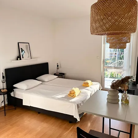 Knez Apartahotel 3*